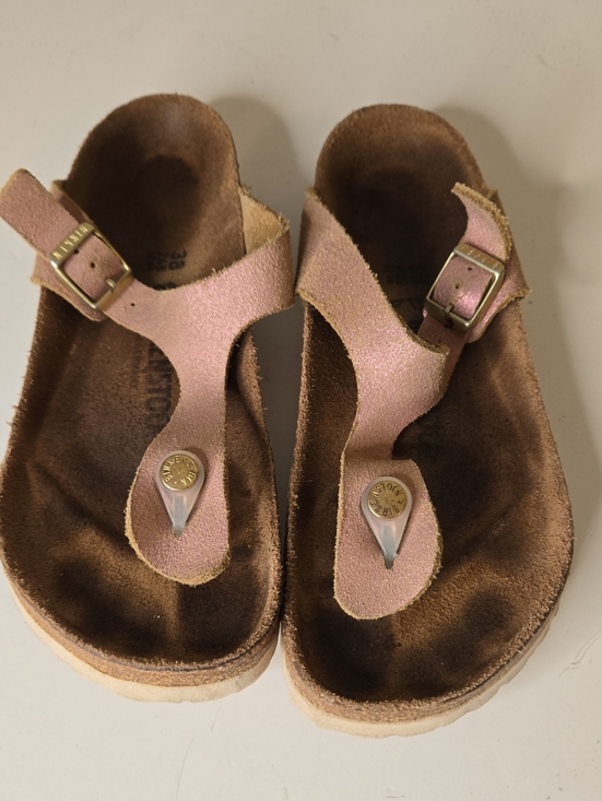 Birkenstock Shoes - Birkenstock Gizeh Metallic Wash Pink EU38